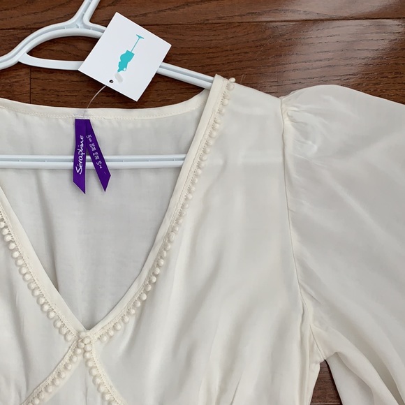 Off-White Seraphine Flutter Maternity Dress - Picture 2 of 7